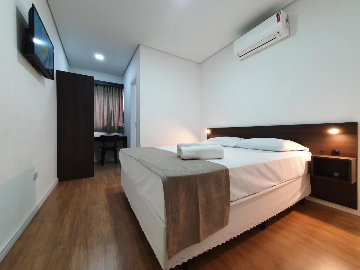 Carmelo Hotel São José dos Pinhais